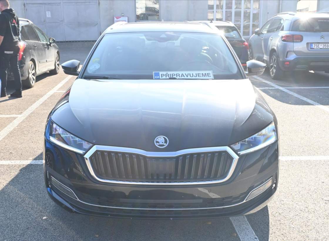 Škoda - Octavia