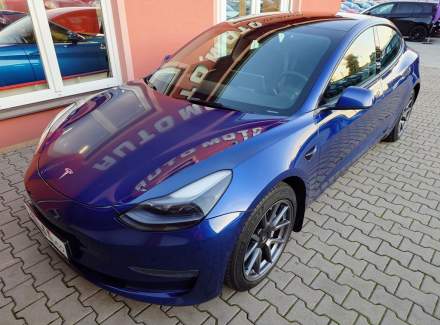 Tesla - Model 3
