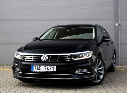 Volkswagen - Passat