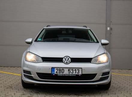 Volkswagen - Golf