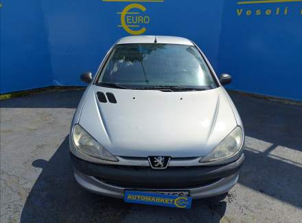 Peugeot - 206