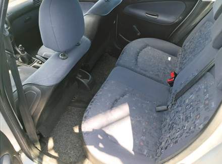 Peugeot - 206