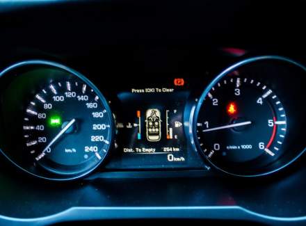 Land Rover - Range Rover Evoque