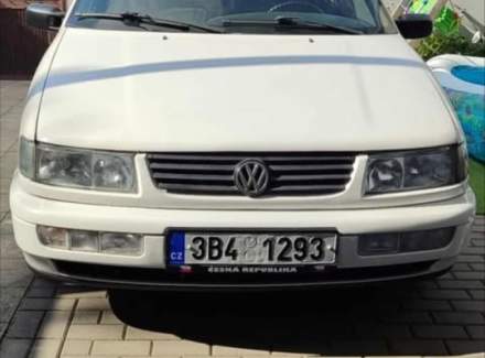 Volkswagen - Passat