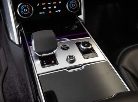 Land Rover - Range Rover