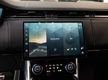 Land Rover - Range Rover