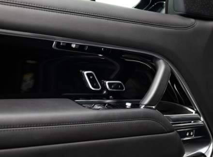 Land Rover - Range Rover