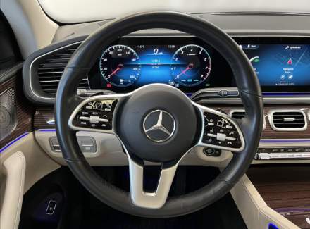 Mercedes-Benz - GLE