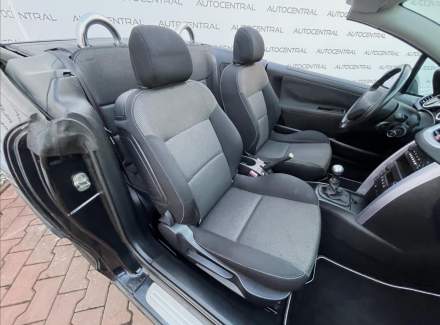 Peugeot - 207