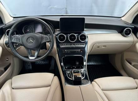 Mercedes-Benz - GLC