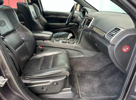 Jeep - Grand Cherokee