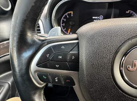 Jeep - Grand Cherokee