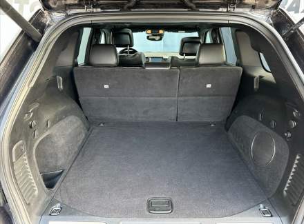 Jeep - Grand Cherokee