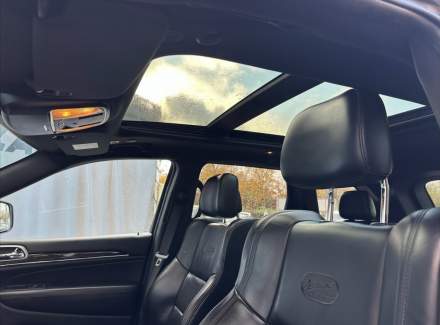 Jeep - Grand Cherokee