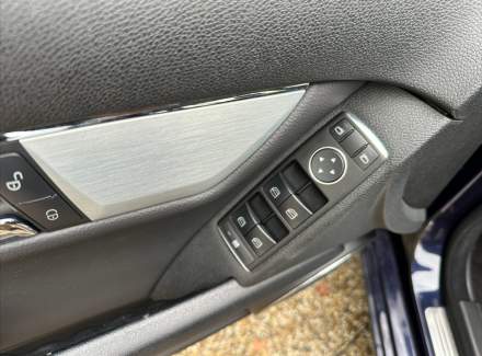 Mercedes-Benz - C-class