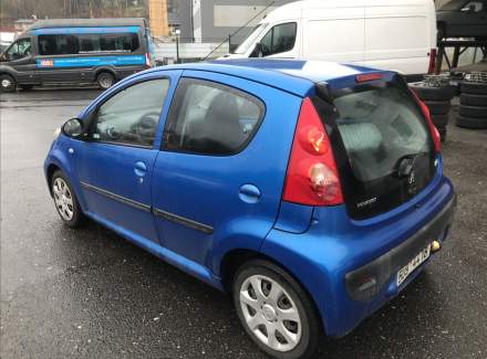 Peugeot - 107