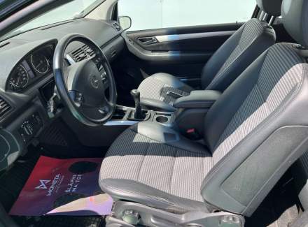 Mercedes-Benz - A-class