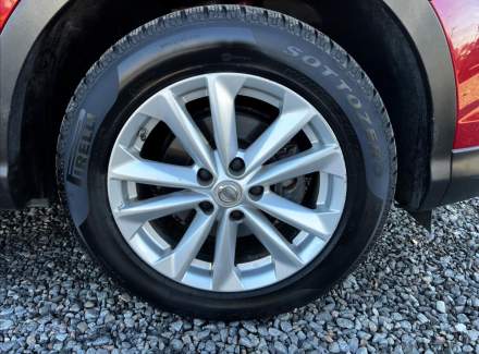 Nissan - Qashqai