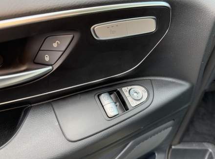 Mercedes-Benz - Vito