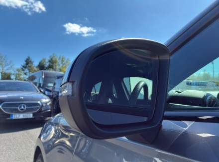 Mercedes-Benz - A-class