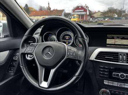 Mercedes-Benz - C-class