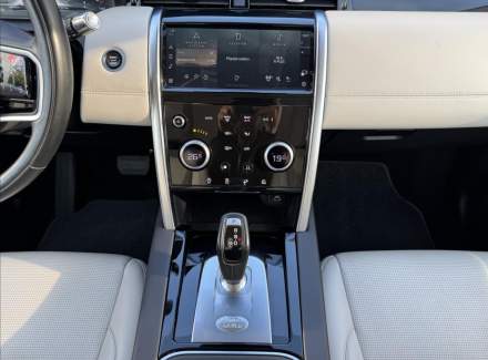 Land Rover - Discovery Sport