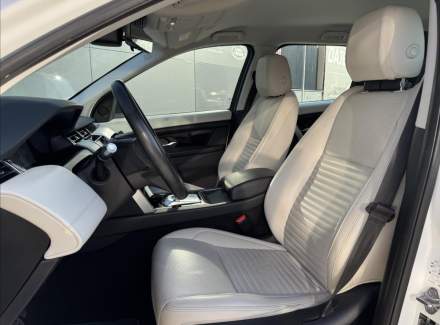 Land Rover - Discovery Sport