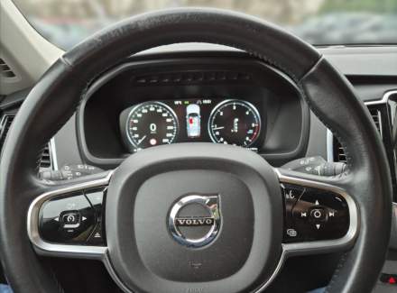Volvo - XC90