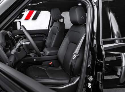 Land Rover - Defender