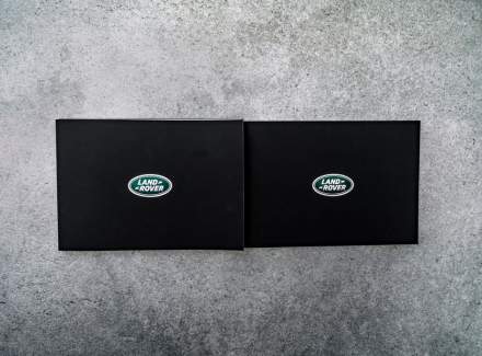 Land Rover - Defender