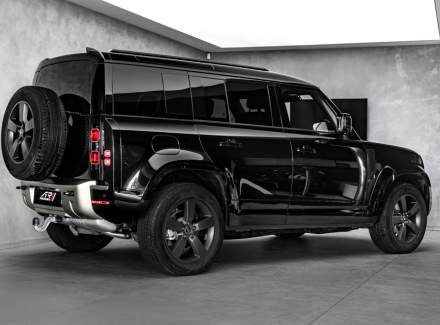 Land Rover - Defender