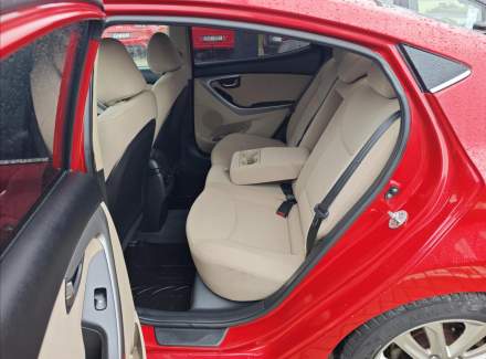 Hyundai - Elantra