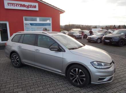 Volkswagen - Golf
