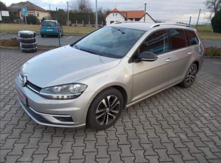 Volkswagen - Golf