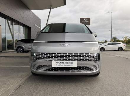 Hyundai - Staria