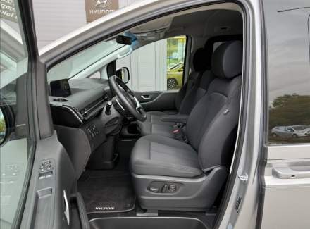 Hyundai - Staria