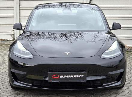 Tesla - Model 3