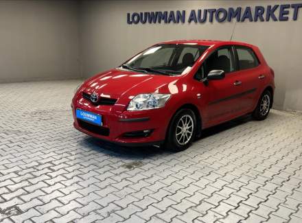 Toyota - Auris