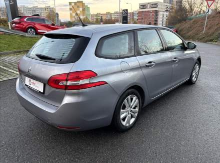 Peugeot - 308