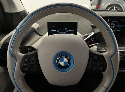 BMW - i3