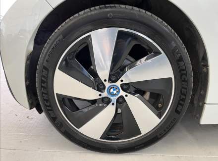 BMW - i3