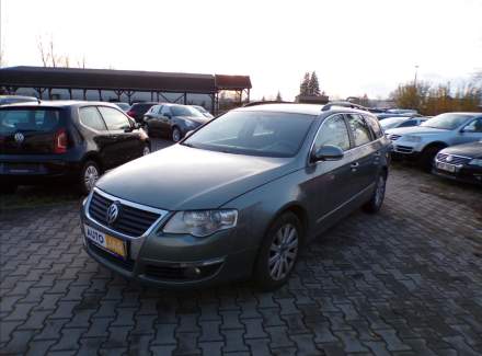 Volkswagen - Passat