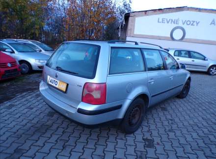 Volkswagen - Passat