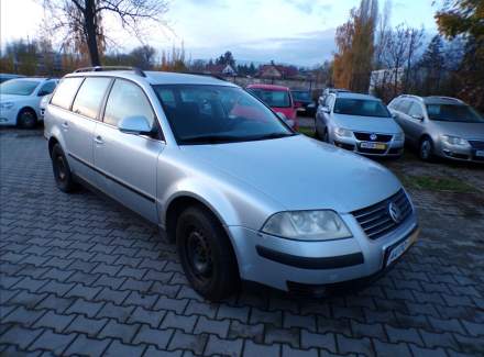 Volkswagen - Passat