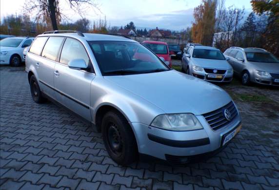 Volkswagen - Passat