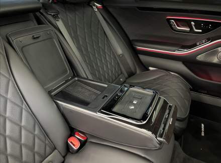 Mercedes-Benz - S-class