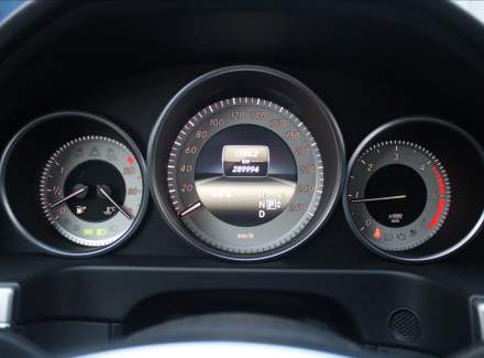 Mercedes-Benz - E-class