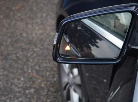 Mercedes-Benz - E-class