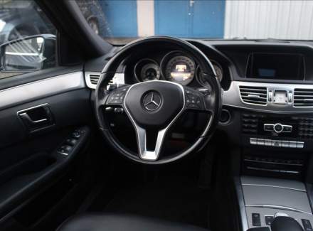 Mercedes-Benz - E-class