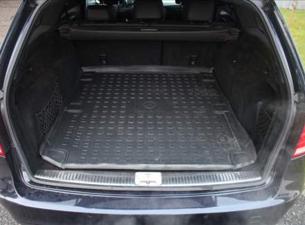 Mercedes-Benz - E-class